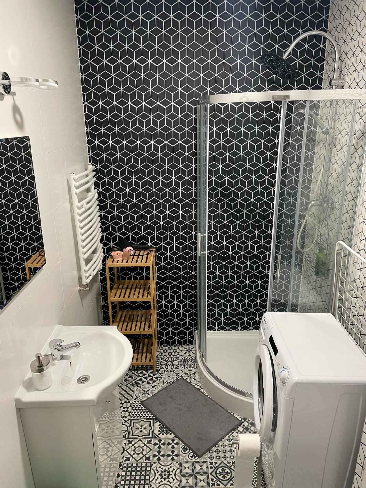 Garbary Retreat W Samym Centrum Poznania - Free Parking And Free Coffee! Kamer foto